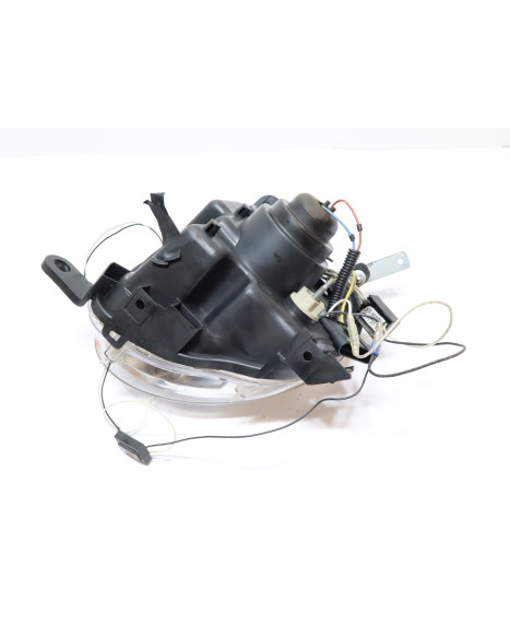 Bellier B8, framlykta höger