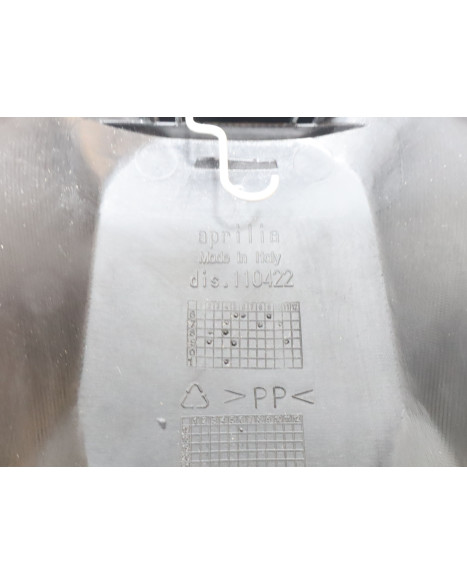 Aprilia SX50, tankkåpa