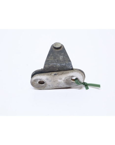 Ligier JS50, låsbygel