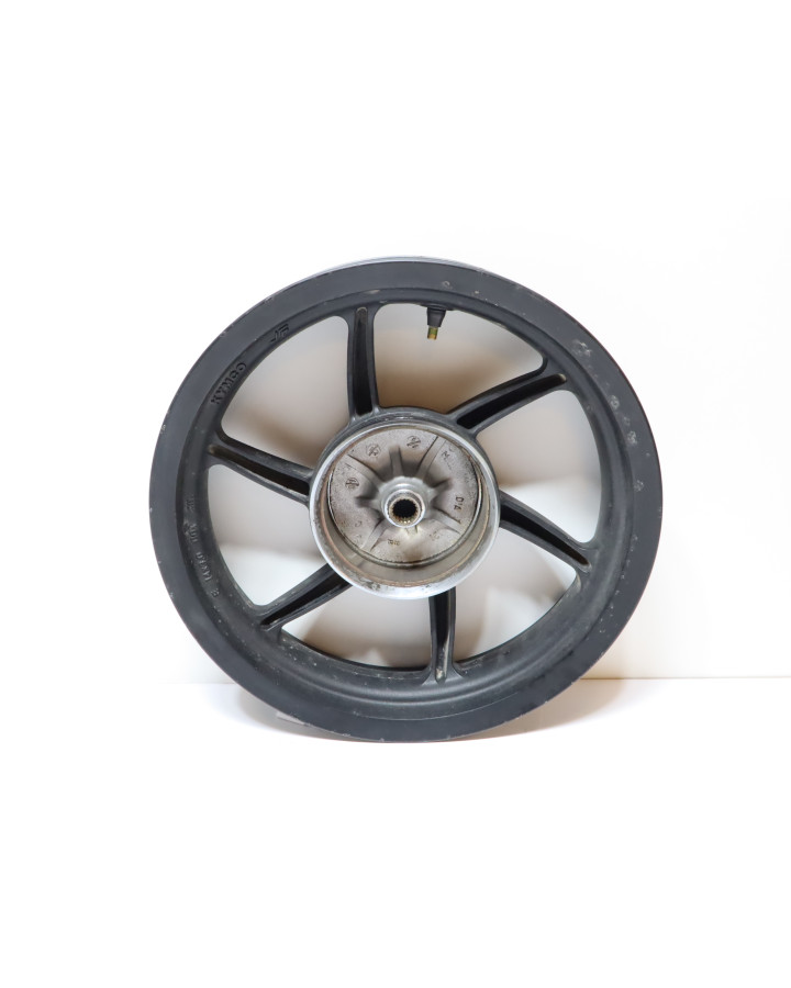 Kymco Super 8, bakfälg