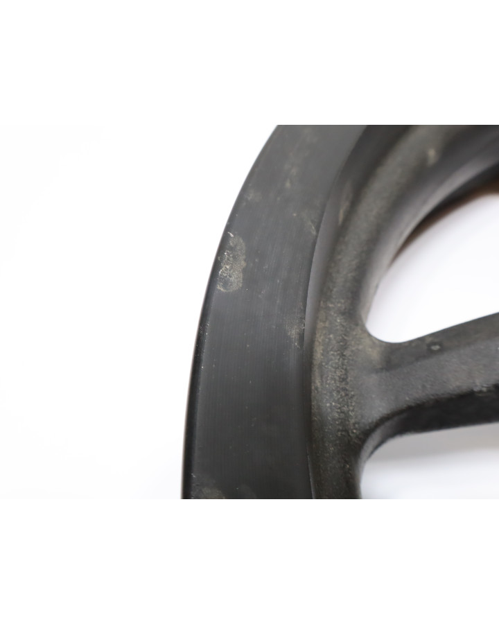 Kymco Super 8, bakfälg