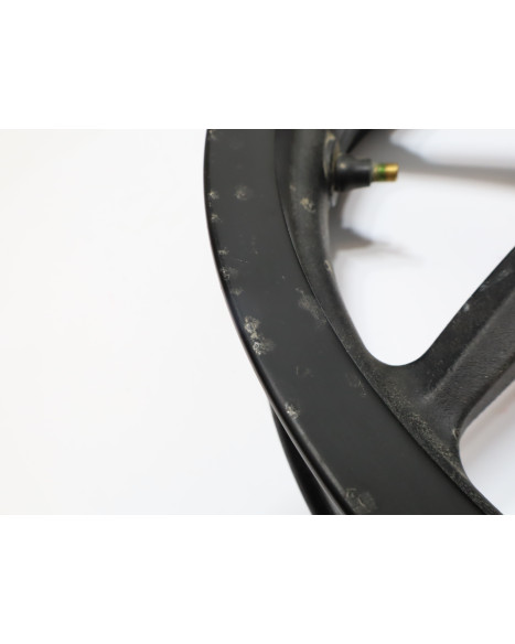 Kymco Super 8, bakfälg