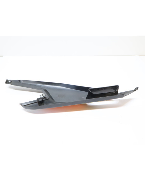 Derbi Senda, bakre sidokåpa vänster