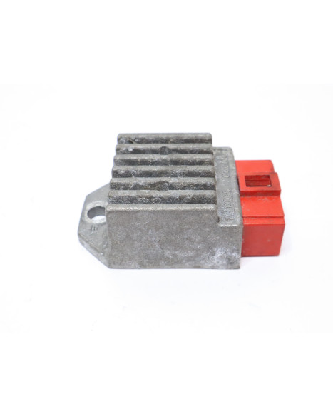 Derbi Senda/Aprilia SX50/Gilera SMT, voltregulator