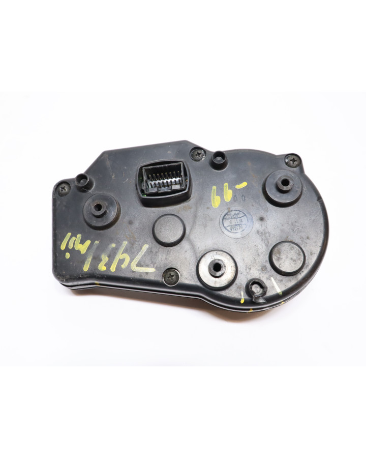 Yamaha YZF-R1, hastighetsmätare