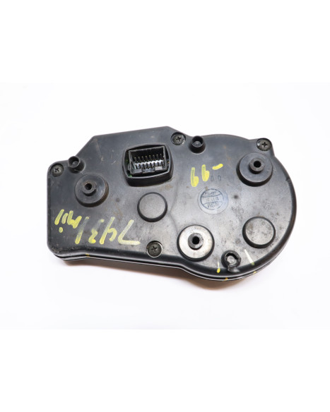 Yamaha YZF-R1, hastighetsmätare