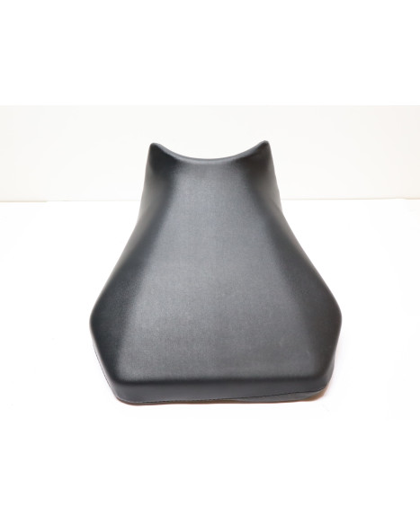 Yamaha YZF-R1, sadel