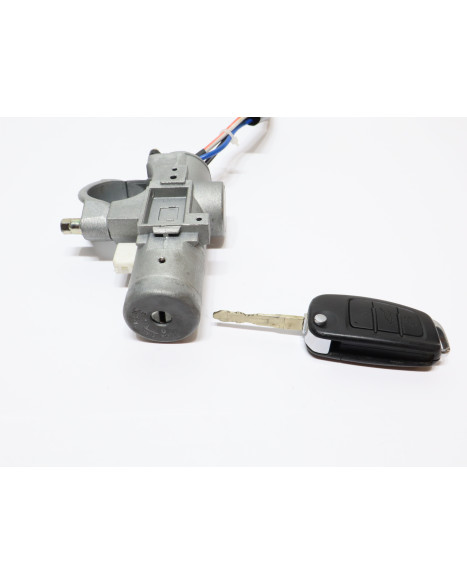 Titan Zero R4, tändningslås