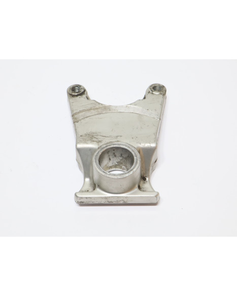 Yamaha YZF-R1, bromsokshållare bak