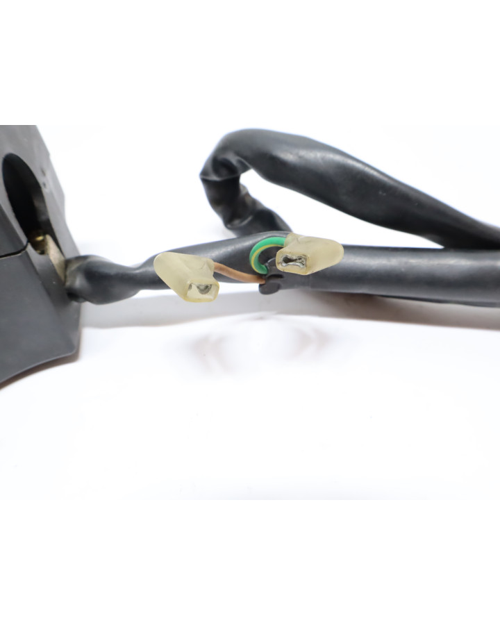 Yamaha YZF-R1, omkopplare höger