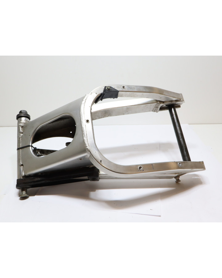 Yamaha YZF-R1, sving