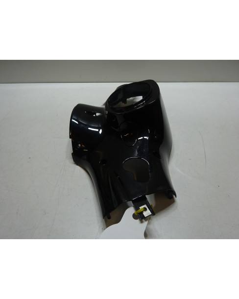 Vespa Primavera, undre styrkåpa 2