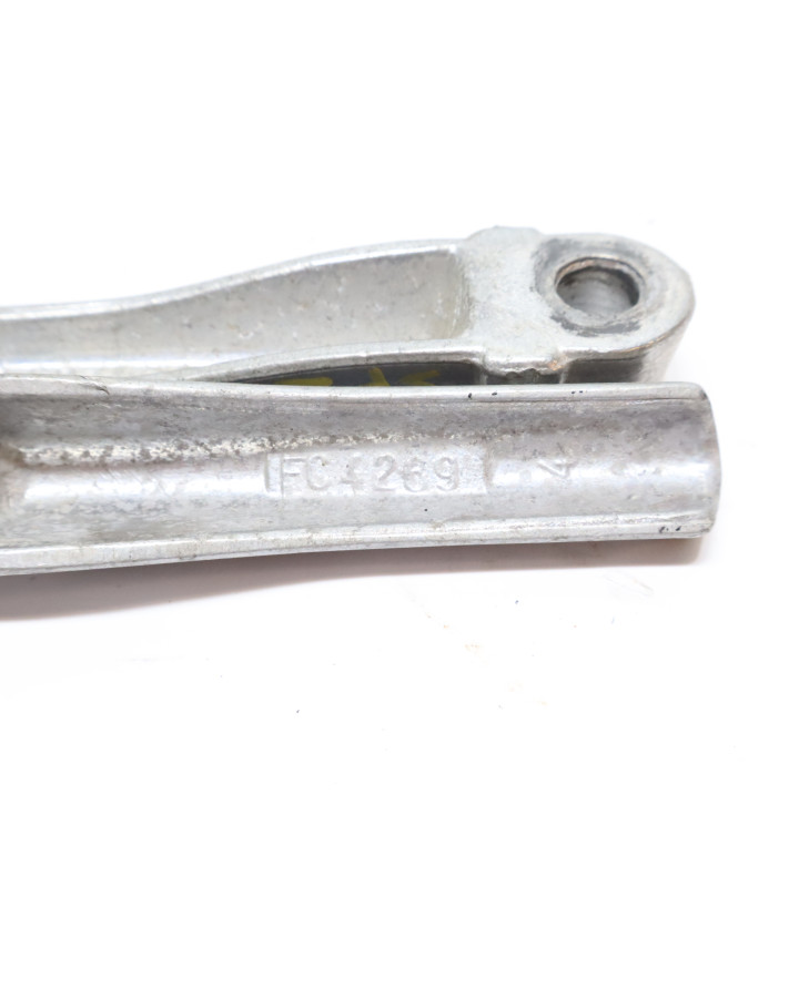 Peugeot Speedfight 2, passagerarfotpinne (par)