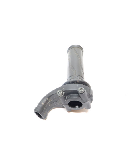 Yamaha MT-125, gashandtag