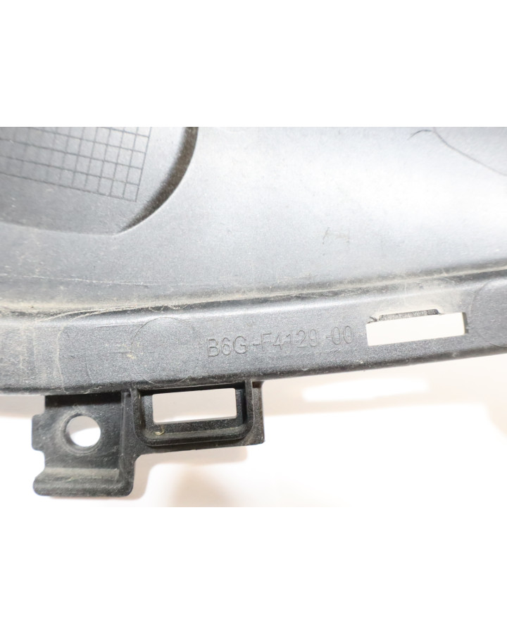 Yamaha MT-125, tankkåpa vänster