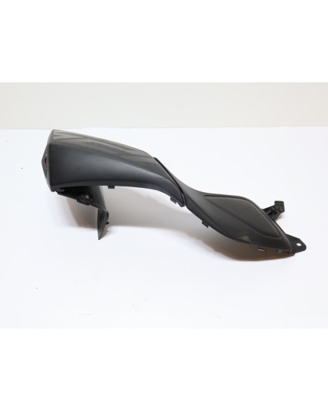 Yamaha MT-125, främre sidokåpa höger