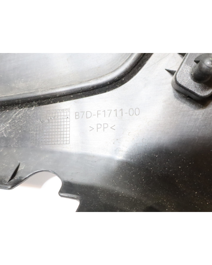 Yamaha MT-125, bakre sidokåpa vänster