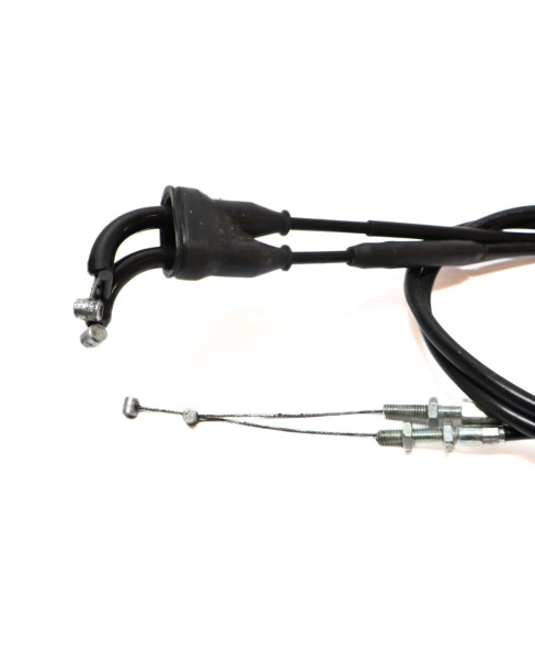 Yamaha MT-125, gasvajer 2