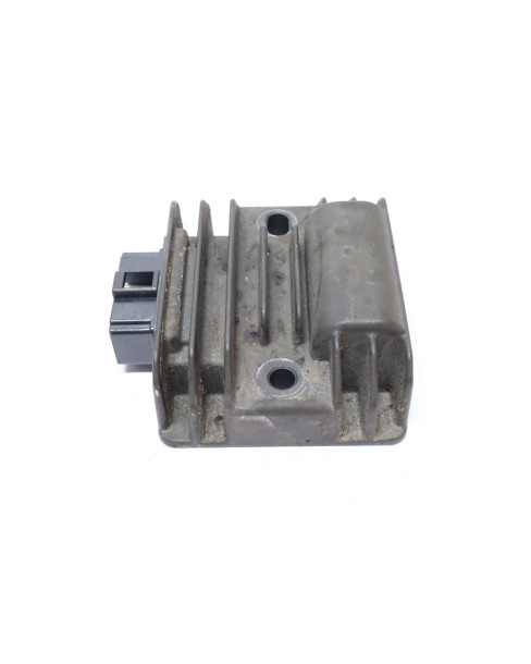 Yamaha MT-125, voltregulator 2