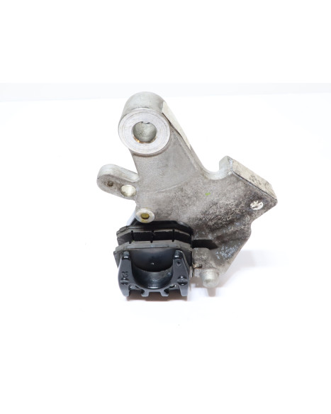 Yamaha MT-125, bromsok bak