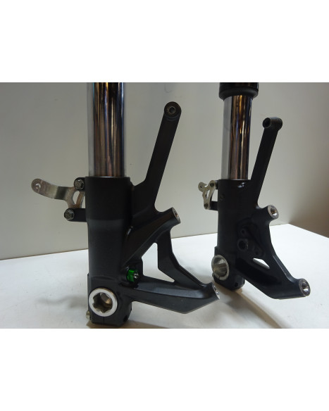 Kawasaki ZZR1400, framgaffel