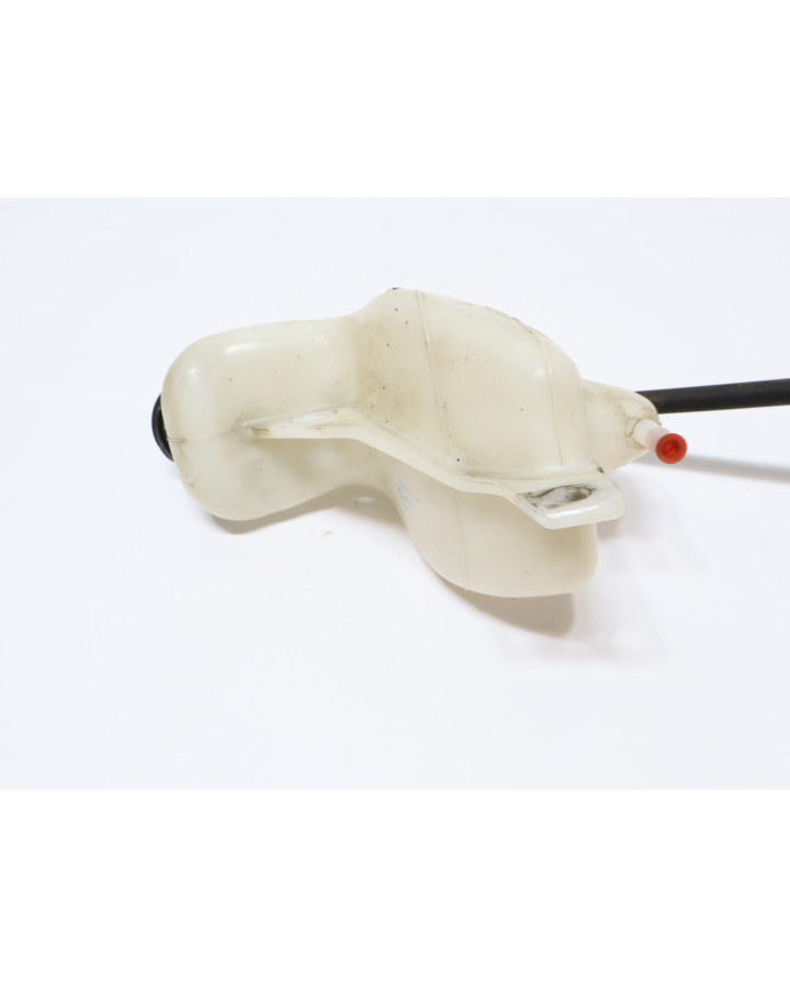 Yamaha MT-125, expansionskärl