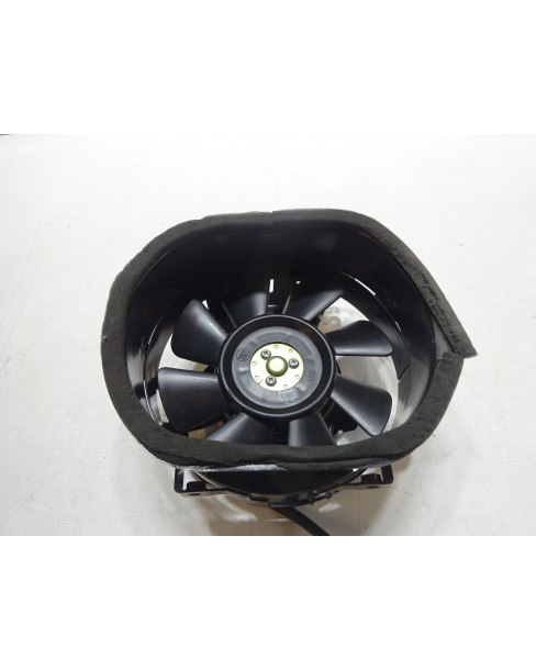 Suzuki VZ800 Marauder, kylarfläkt