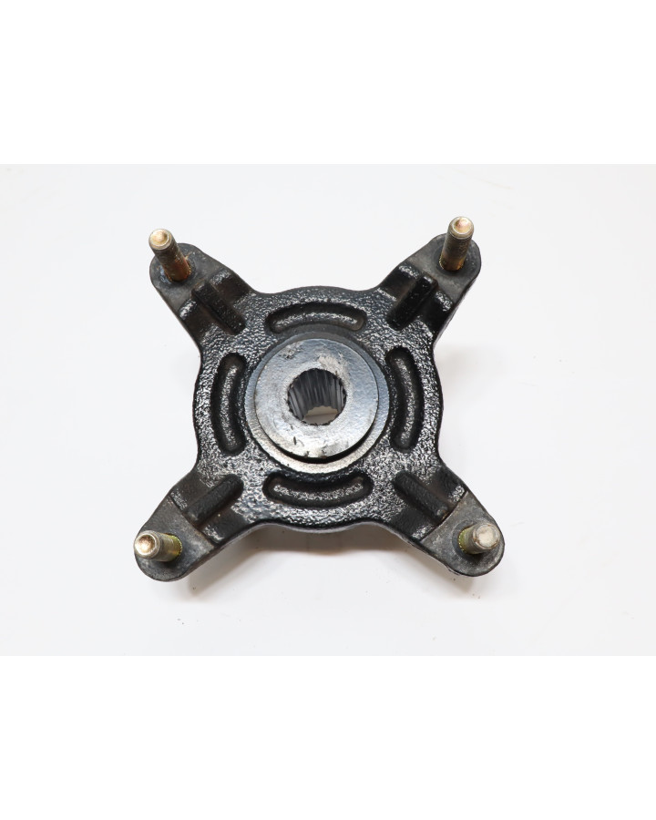 Polaris Ranger XP 570, hjulnav fram