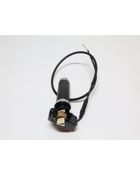 Piaggio Vespa LX 50, gasrulle med vajer