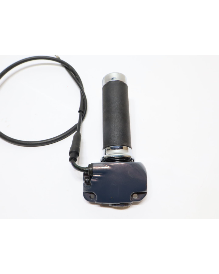 Piaggio Vespa LX 50, gasrulle med vajer