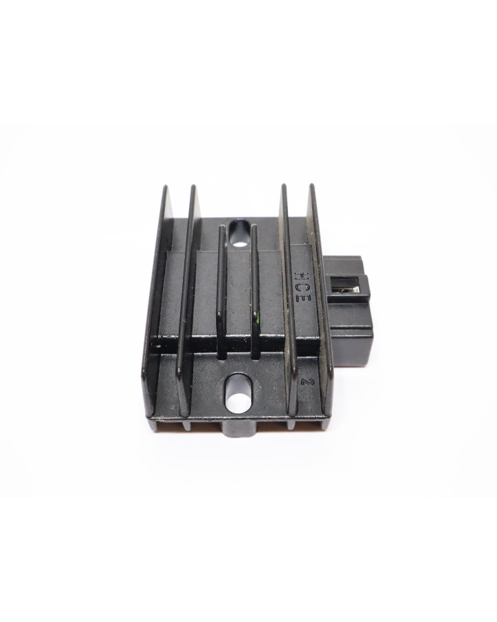 Yamaha Aerox/Neos, voltregulator