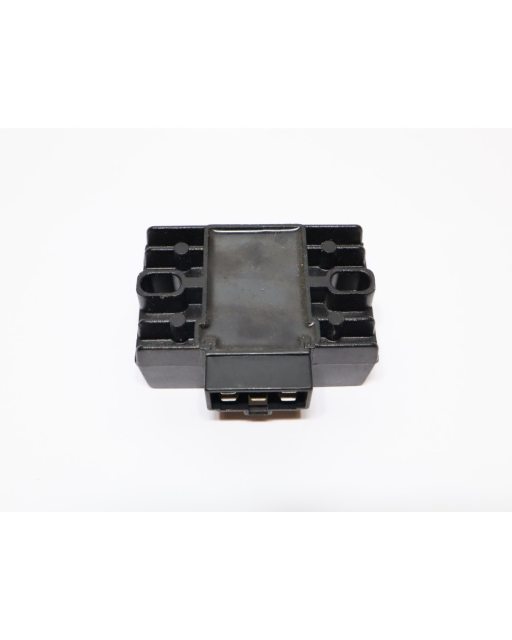 Yamaha Aerox/Neos, voltregulator