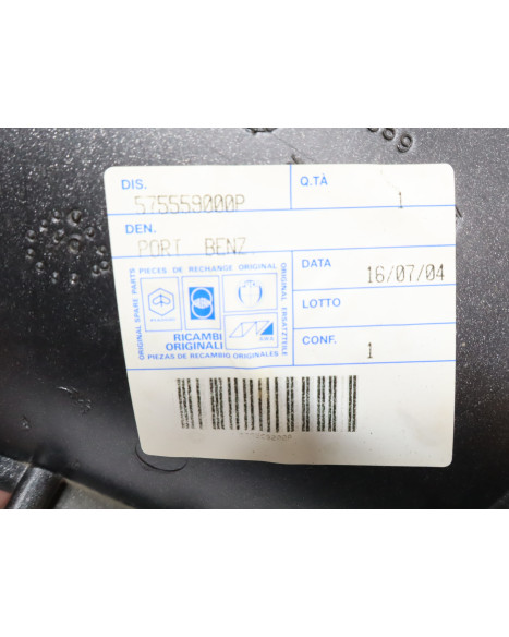 Piaggio X9, tanklucka