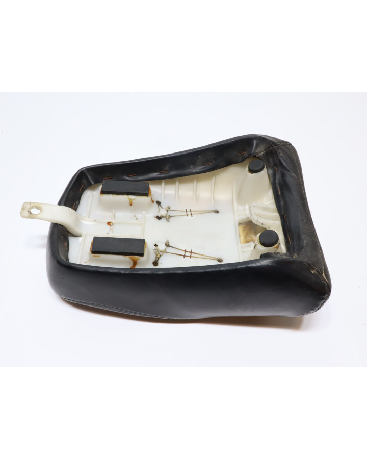 Suzuki VS 1400 Intruder, passagerarsadel