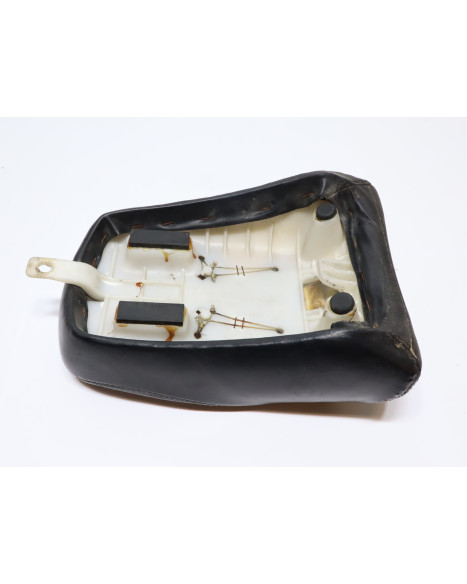 Suzuki VS 1400 Intruder, passagerarsadel