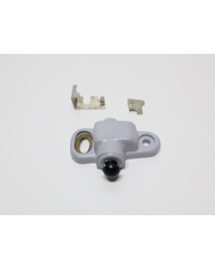 Vespa, bromsljuskontakt