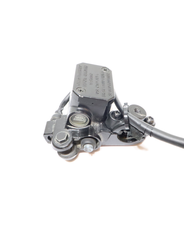 Yamaha Aerox, bromscylinder bak