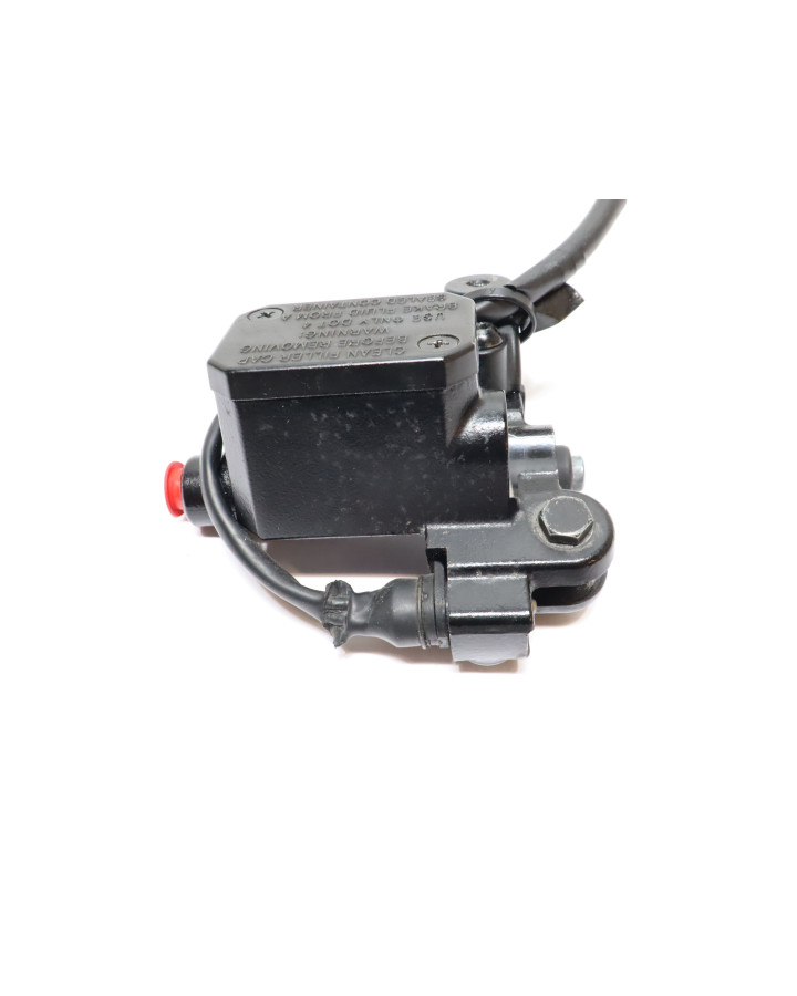 Yamaha Aerox, bromscylinder bak