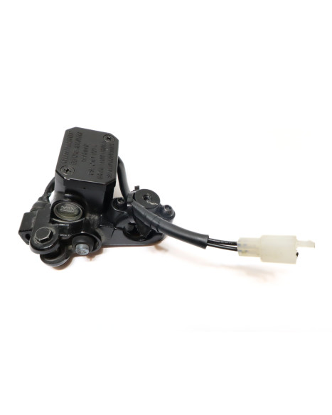 Yamaha Aerox, bromscylinder bak