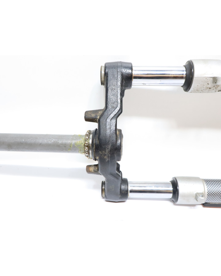 Yamaha Aerox, framgaffel