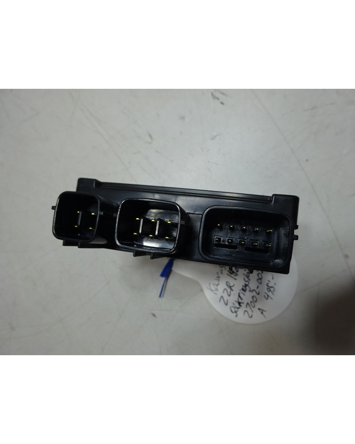 Kawasaki ZZR1400, säkringsdosa/reläbox