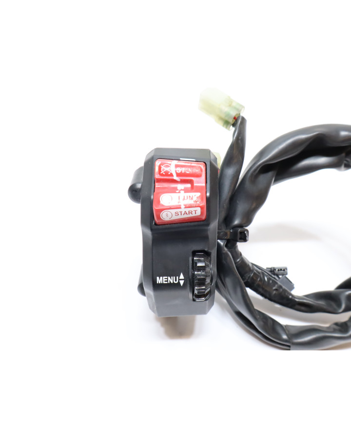 Yamaha Tenere 700, omkopplare höger