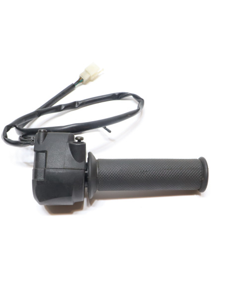 Aprilia SR50, omkopplare med gashandtag höger