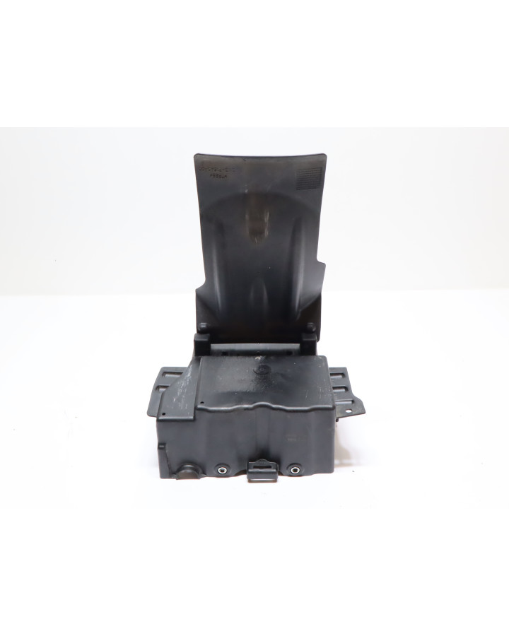 Yamaha Tenere 700, batterilåda