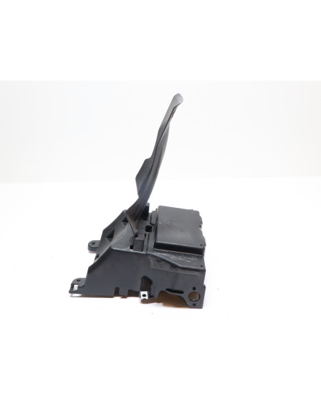 Yamaha Tenere 700, batterilåda