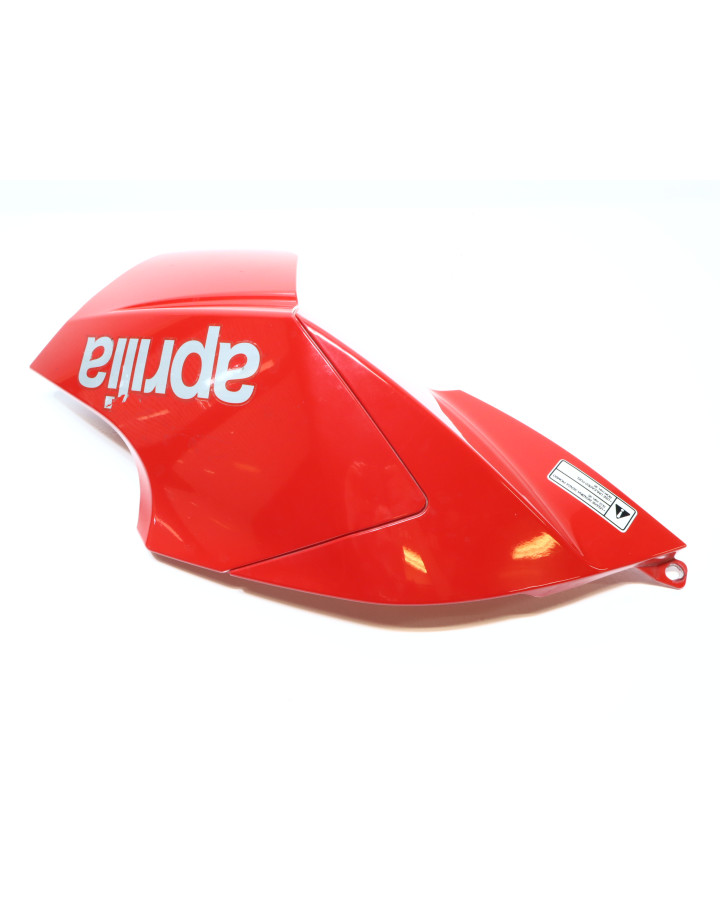 Aprilia Dorsoduro 750, tankkåpa höger