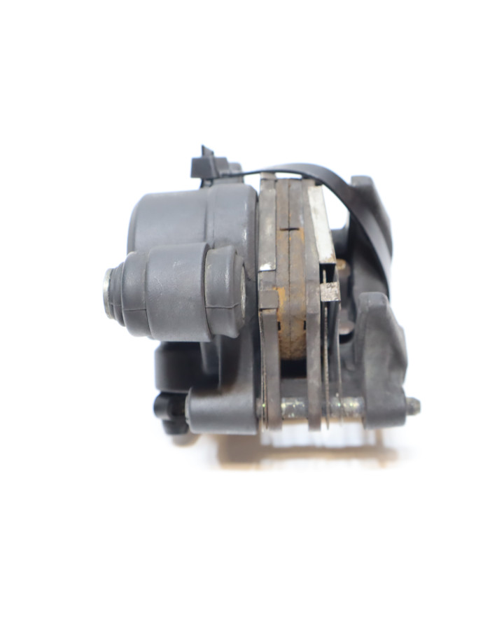 Yamaha YZF-R1, bromsok bak