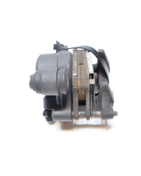 Yamaha YZF-R1, bromsok bak