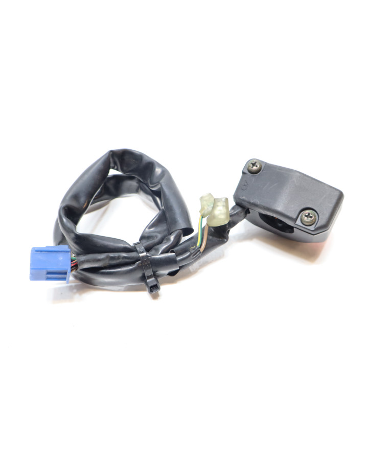 Yamaha YZF-R1, omkopplare höger