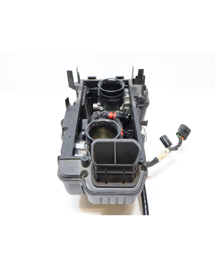 Aprilia Dorsoduro 750, gasspjäll/insprut